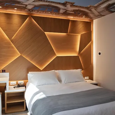 Kastro Hotel 3*